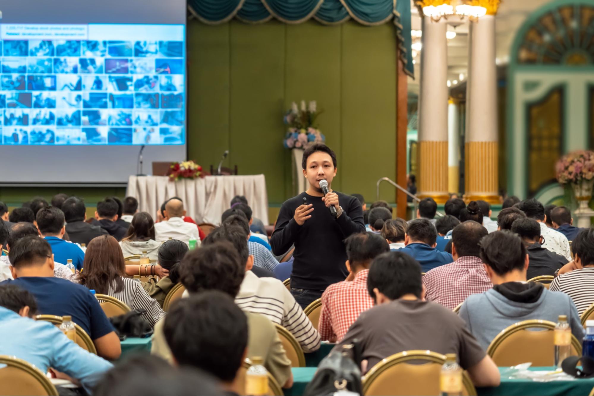 How to Host a Seamless & Engaging Virtual Event: A Guide for Organisers