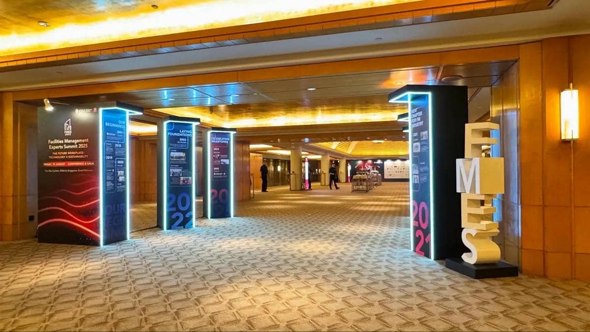 The above picture shows a recent project done at the The Ritz-Carlton, Millenia Singapore. 